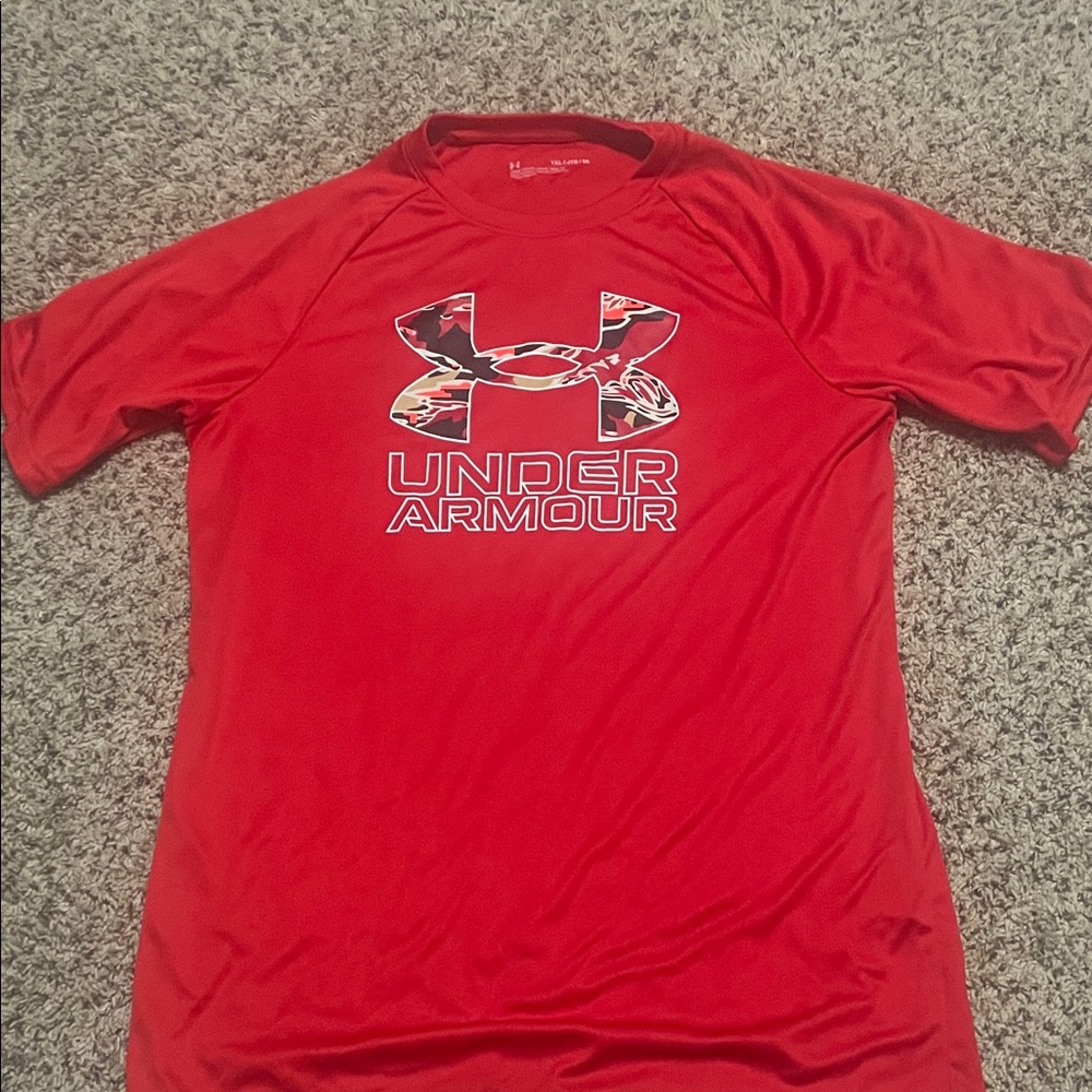 Under Armour Men's Graphic Red Tee